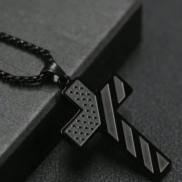 DarkFaith™ Collar Cruz de Protección