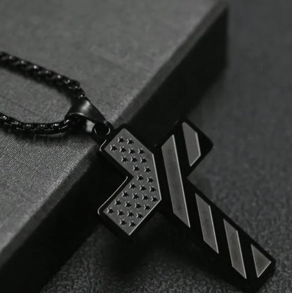 DarkFaith™ Collar Cruz de Protección